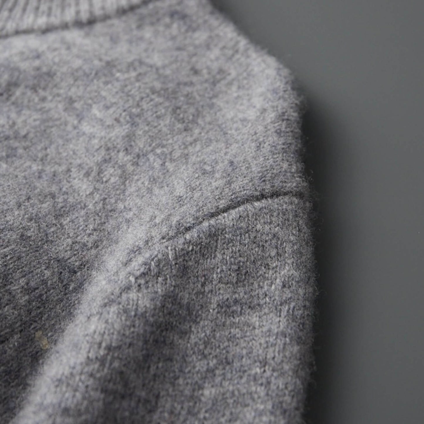 Men's Wool Zip-Up Jacket with Two-Tone Design for Autumn