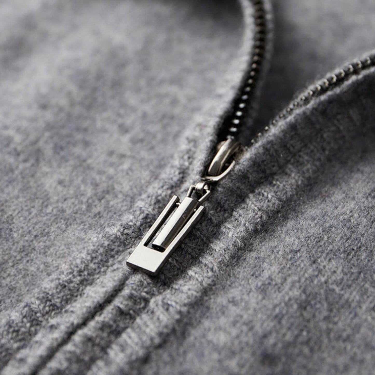 Men's Wool Zip-Up Jacket with Two-Tone Design for Autumn
