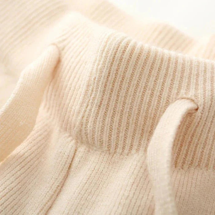 Women's Cashmere Pants with Adjustable Waist for All Seasons