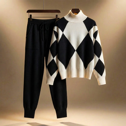 Women's Cosy Virgin Wool Set with soft-touch for lounging