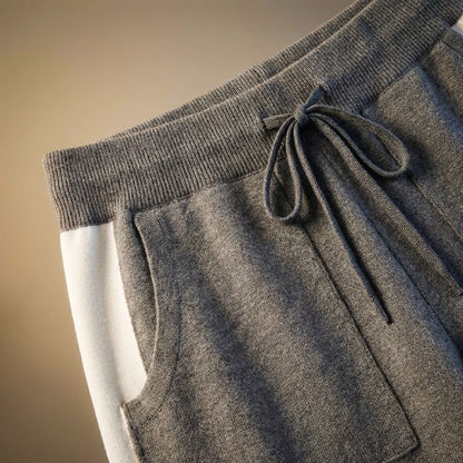 Women's Virgin Wool Set Lounge with soft-touch for lounging