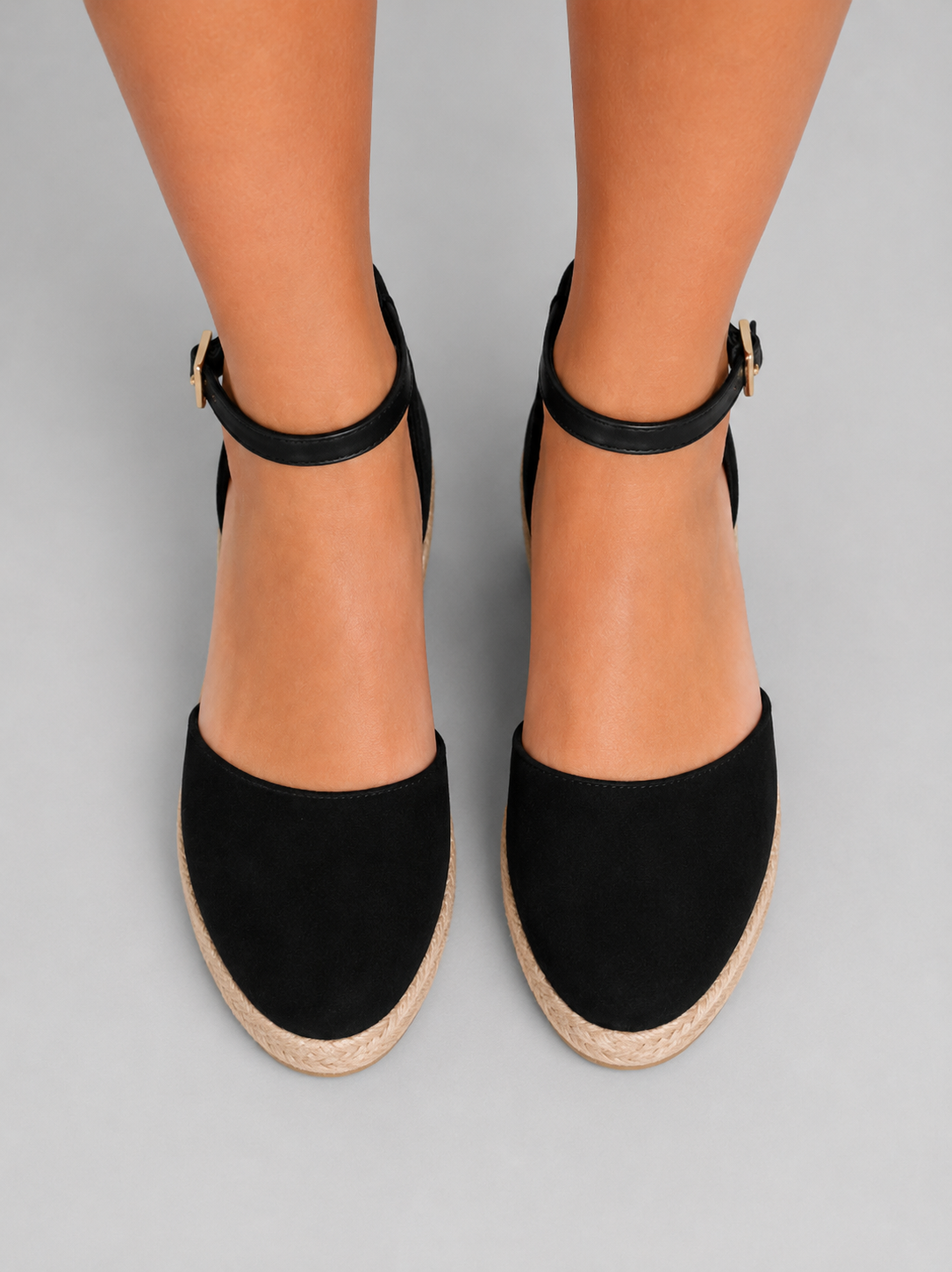 Women's Comfortable Closed Toe Wedge Sandals with Ankle Strap by Tenoura