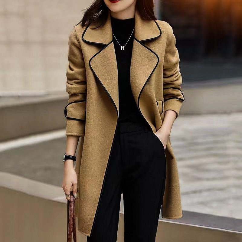 Women's Wool Coat with Contrast Piping for Transition Weather -