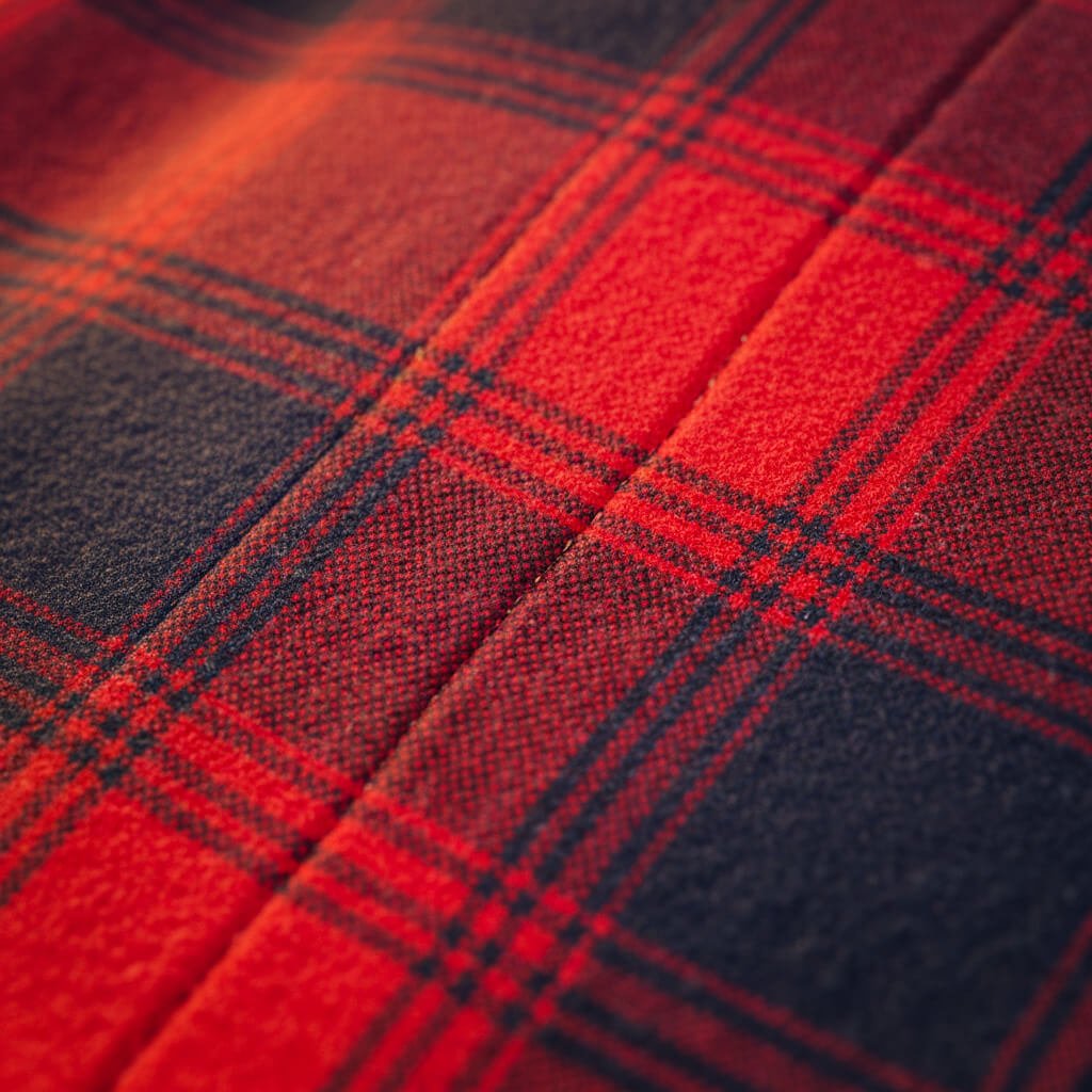 Men's Hooded Plaid Jacket with Quilted Lining for Winter